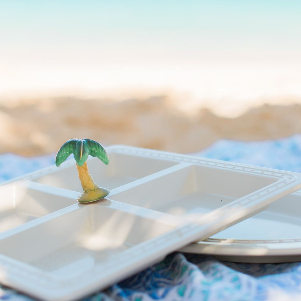 palm tree mini on the square divided dish on the beach